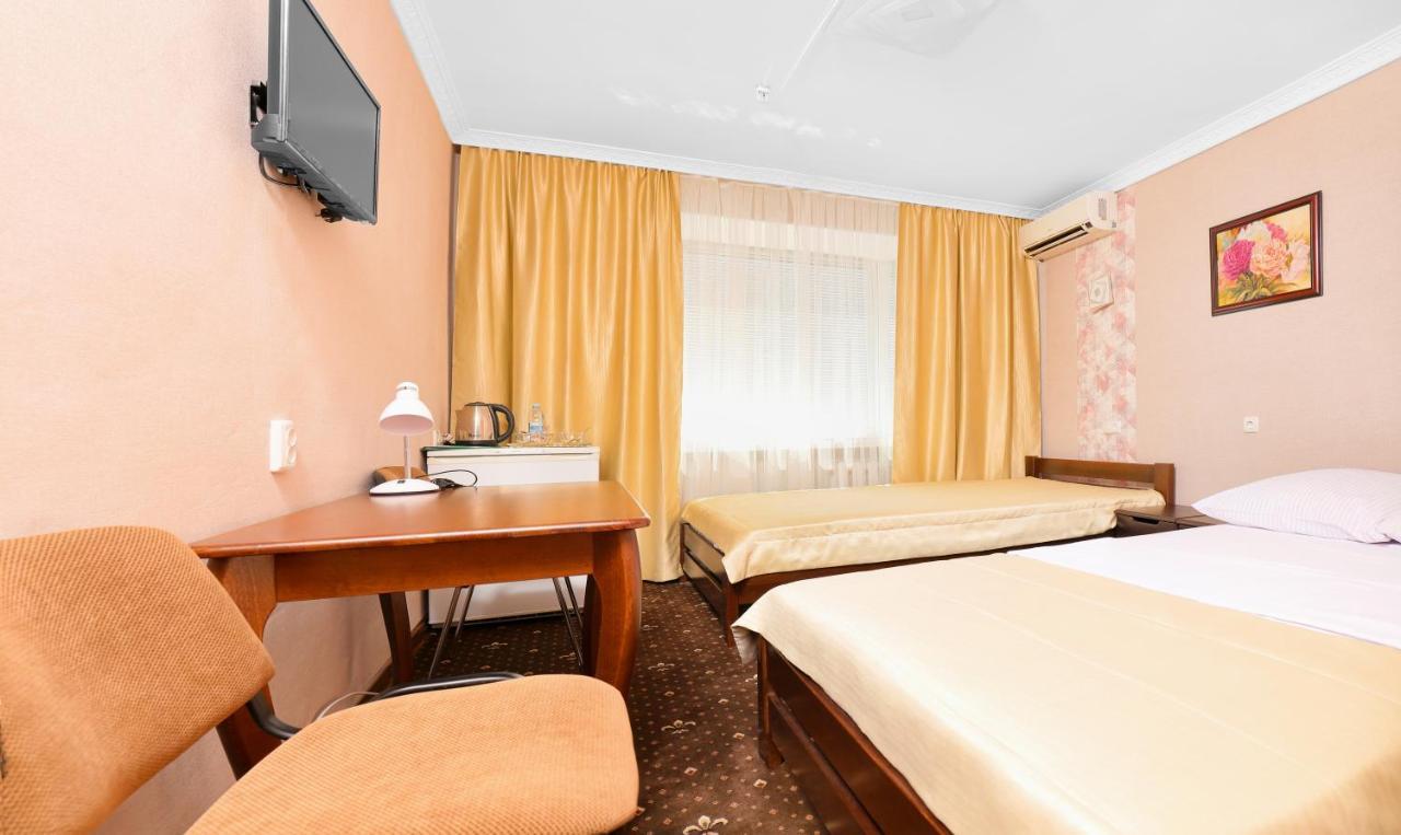 Green City Hotel Mykolaiv Exterior photo